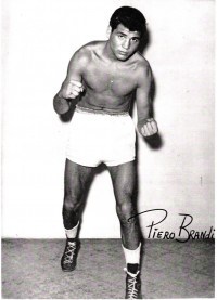 Accadde oggi: 9 dicembre 1965 Piero Brandi batte Julian Gonzalez